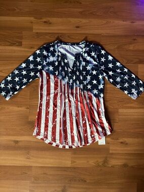 Women’s Long-Sleeve American Flag Tee - Red, White & Blue